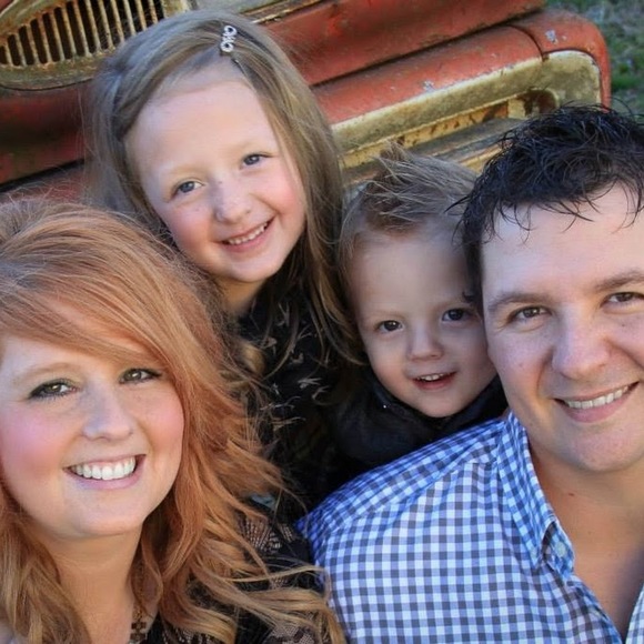 Meet your Posher, Kayla - Picture 1 of 1